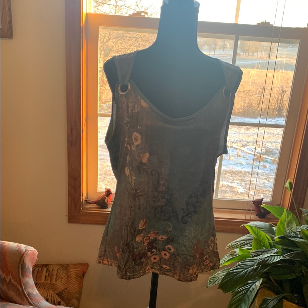 Green and Gold Fitted Sleeveless Camisole